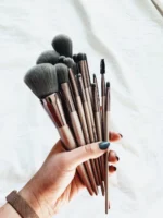Lavish Elegance brush set 15 piece with cosmetic bag - Image 3