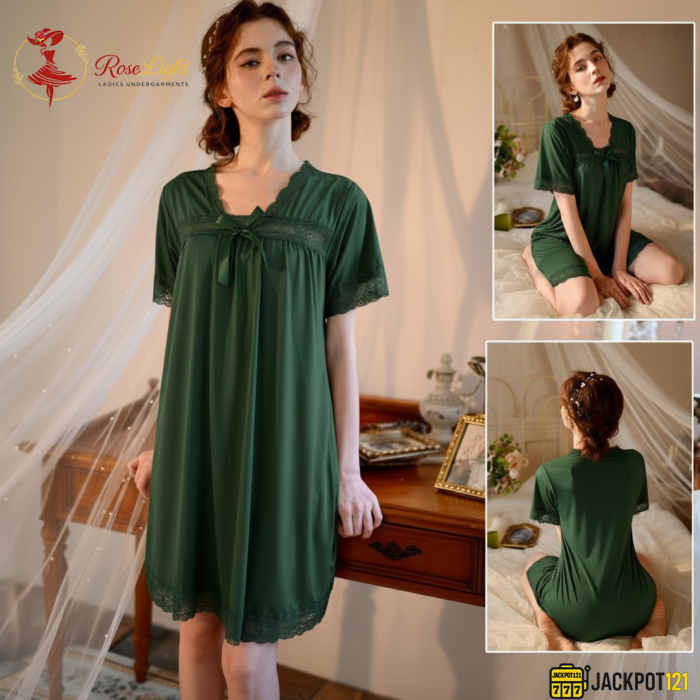 Beautiful Vintage Elegance Nightgown - Image 6