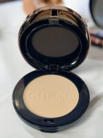 Emelie Paris 2-in-1 Dual Action Matte Pressed Powder - Image 2