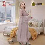Mauve Mist Robe & Nightgown Set - Image 5